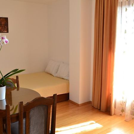 Apartment Matea Petrovac na moru Exterior foto